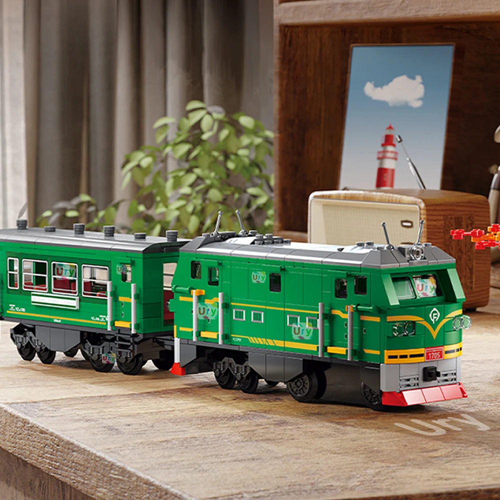 Technical Retro Green Steam Tr - Lego Set City recension och pris