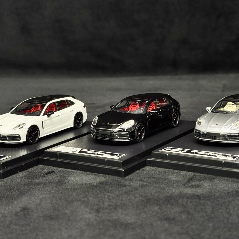 RM 1:64 Rhino Porsche Panamera - Die Cast Car 1 64 recension och pris